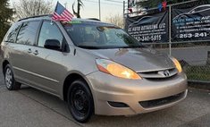 2007 Toyota Sienna LE 8-Passenger