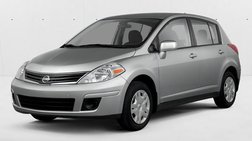 2010 Nissan Versa 1.8 S