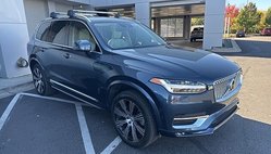 2022 Volvo XC90 T6 Inscription 6-Passenger