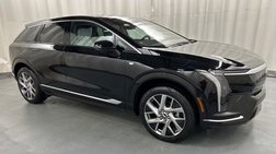 2025 Cadillac OPTIQ Luxury 2