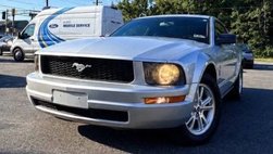 2007 Ford Mustang Deluxe