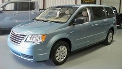2010 Chrysler Town and Country LX