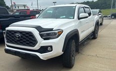 2023 Toyota Tacoma TRD Off-Road