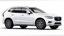2023 Volvo XC60 B5 Ultimate Bright Theme