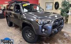 2020 Toyota 4Runner Venture